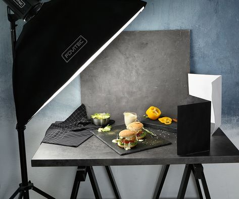 Food Photography Setup Lights, Food Photography Studio Ideas, Studio Food Photography, Food Photography Setup, Food Photography Lighting Setup, Taking Pictures Of Food, Canon Photoshoot, Tabletop Photography, Photography Lighting Techniques