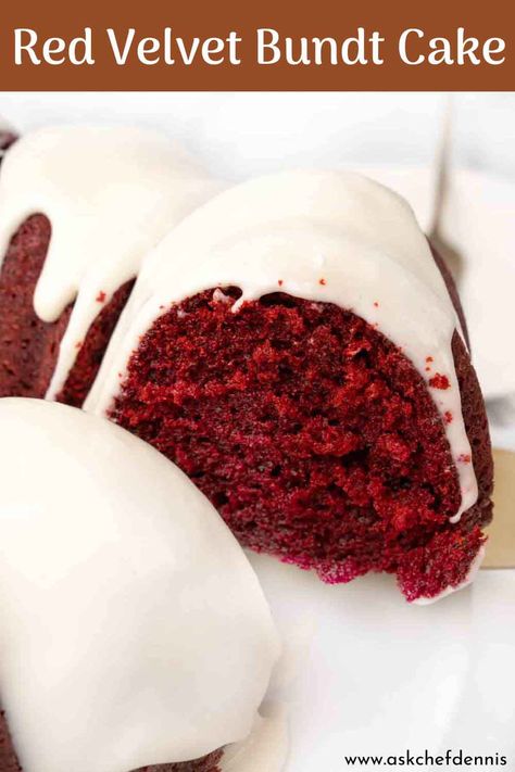 This moist red velvet cake has a tender crumb that almost melts in your mouth. Add the cream cheese glaze, and you've got a dessert that will wow your friends and family! Louisiana Crunch Cake, Bunt Cake Recipe, Red Velvet Bundt, Red Velvet Bundt Cake, Moist Yellow Cakes, Sweet Magic, Crunch Cake, Cream Cheese Glaze, Cake With Cream Cheese Frosting