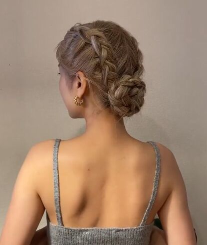 Bun Hairstyle, Brunette Bun, Figure Skating Hair, Fesyen Rambut, Hairstyles 2024, Vlasové Trendy, Braided Bun Hairstyles, Dance Hairstyles, Work Hairstyles