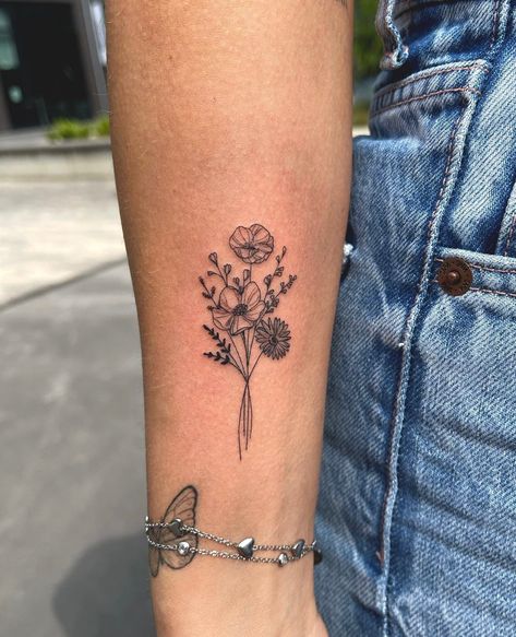 Cute Womens Tattoos Ideas, Birth Flower Tattoo Arm Placement, August And October Birth Flower Tattoo Together, Connecting Flower Tattoos, Flower Tattoos On Upper Arm, Aster And Violet Tattoo, Flower Tattoos With Vines, Book Flower Tattoo Ideas, Small Flower Bunch Tattoo