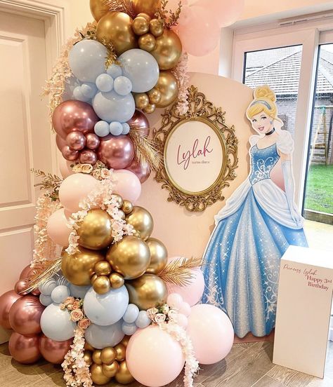 Cinderella Third Birthday, Once Upon A Time Balloon Garland, Cinderella Theme Balloon Garland, Cinderella Party Ideas Decoration, Princess Birthday Balloon Garland, Cinderella Balloon Decorations, Disney Princess Balloon Decorations, Cinderella Balloon Arch, Cinderella Decorations Ideas