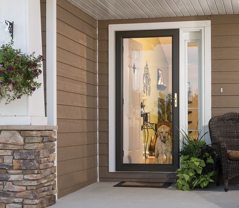 Full view storm doors feature a full glass design that lets in the light and shows off your home’s entry. With full glass doors, you can let your front entry’s current look speak for itself while giving yourself the opportunity to enjoy a beautiful view from the comfort of your home. Full Glass Exterior Door, Full Glass Front Door, Black Screen Door, Glass Exterior Door, Larson Storm Doors, Front Door With Screen, Glass Storm Doors, Glass Exterior, Exterior Doors With Glass