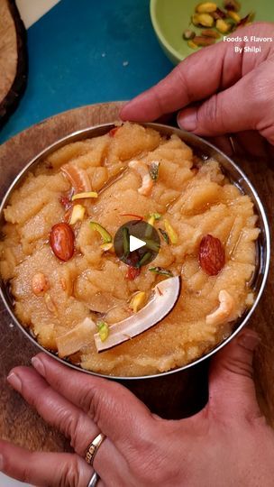 Suji Recipe, Suji Halwa, Sheera Recipe, Cooking Sweets, Halwa Recipe, Deserts Easy, Beauty Tips In Urdu, Food Channel, Sweets Recipes