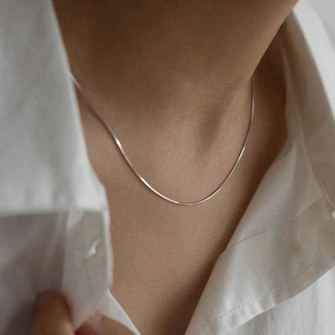 Fashionable Simple Chain Necklace | SHEIN USA Simple Chain Necklace Silver, Minimalist Chain Necklace, Simple Silver Chain Necklace, Snake Chain Necklace Silver, Minimal Jewelry Silver, Silver Minimalist Jewelry, Minimal Silver Jewelry, Minimal Necklace Silver, Silver Chains For Women