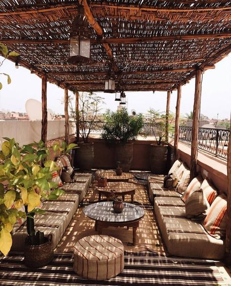 Cafe Plants, Terrace Cafe, Ideas Terraza, Terrasse Design, Roof Garden Design, Terrace Decor, Rooftop Terrace Design, نباتات منزلية, Rooftop Design