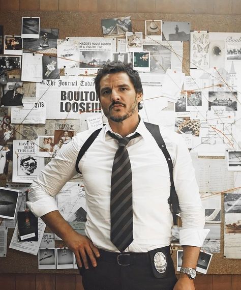 Tim Rockford, Merge Mansion, Detective Outfit, Pedro Pascal, Pretty Men, Detective, Mansion, Actors, Collage