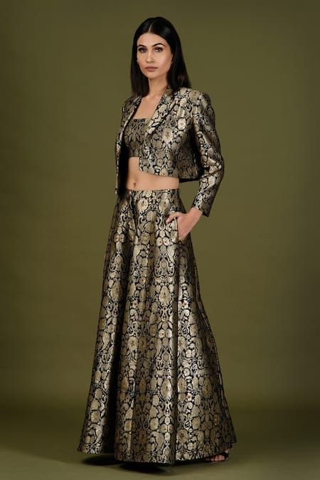 Buy Black Brocade Silk Woven Floral Print Jacket Lapel Cropped And Flared Pant Set For Women by Soniya G Online at Aza Fashions. Traditional Jackets For Women Indian, Indian Outfits Modern, Trendy Outfits Indian, Floral Print Jacket, Indo Western Dress, Indian Dresses Traditional, Brocade Dresses, Designer Dresses Casual, Stylish Party Dresses