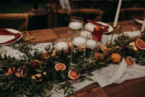 FiftyFlowers on Instagram: “Planning your outdoor wedding, but worried bugs are going to crash the party?? 🤔 This seeded eucalyptus garland is filled in with oranges…” Woodland Wedding Centerpieces, Samantha Wedding, Jewel Tone Wedding, Wedding Buffet, Eucalyptus Garland, Seeded Eucalyptus, Thanksgiving Table Settings, Winter Wedding Inspiration, Wax Flowers