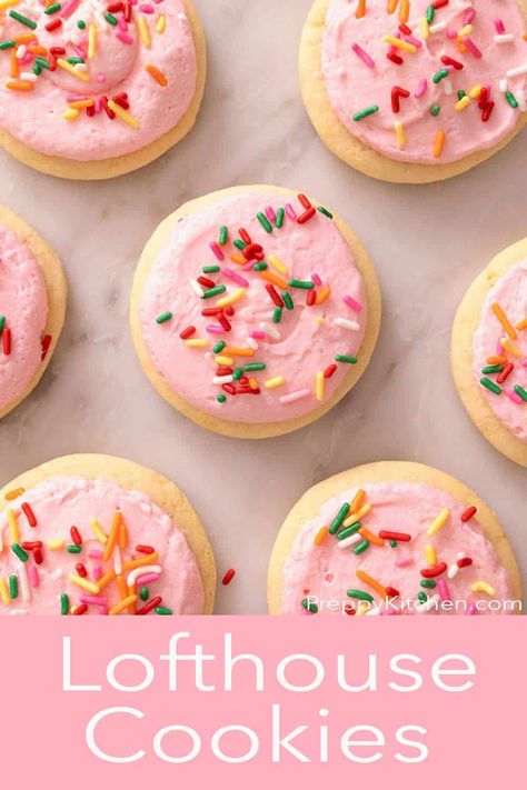 How to make the most delicious Lofthouse Cookies at home! My copycat recipe will give you the most delicious, super soft, cakey, and sweet sugar cookies with that addictively delicious classic pink frosting. These cookies are super easy to make and taste just like that grocery store favorite! Lofthouse Sugar Cookies Recipe, Lofthouse Cookie Recipe, Soft Frosted Sugar Cookies, Lofthouse Sugar Cookies, Lofthouse Cookies, Recipe Keeper, Soft Sugar Cookie Recipe, Frosted Cookies, Christmas Delights