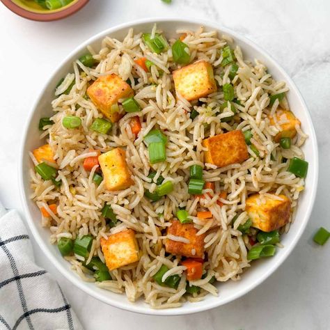 Paneer Fried Rice Fried Rice Indian, Paneer Fried Rice, Paneer Rice, Veg Fried Rice Recipe, Lunch Images, Dinner Indian, Best Fried Rice Recipe, Veg Fried Rice, Vegetable Fried Rice Recipe