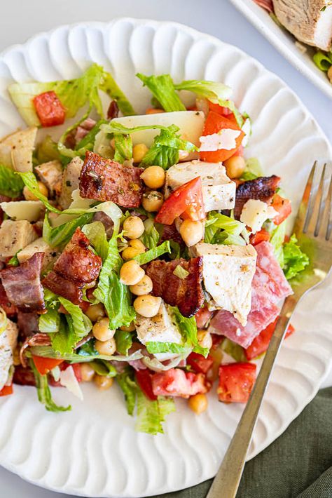 Jennifer Aniston Salad Recipe, Italian Salad Dressing Homemade, Jennifer Aniston Salad, Aniston Salad, Chicken Chickpea, Roast Chicken Leftovers, Mozzarella Recipes, Jen Aniston, Italian Salad Dressing