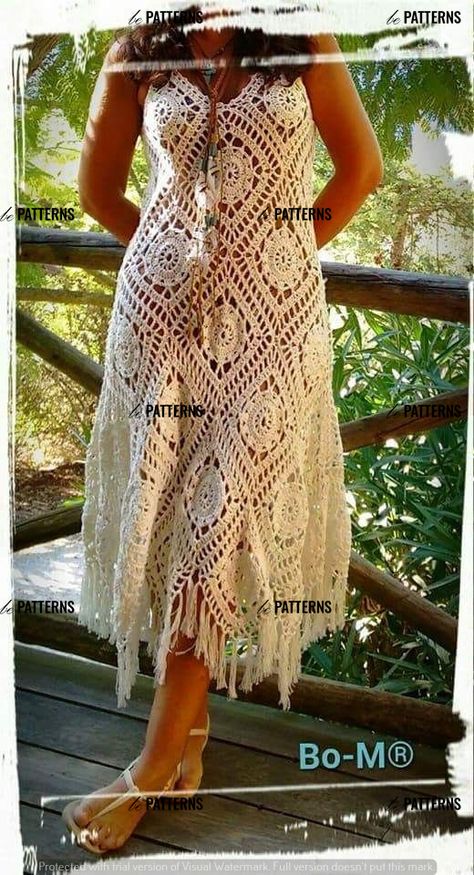 10 Creative Crochet Granny Square Patterns to Try Easy Granny Square For Beginners, Granny Square For Beginners, Crochet Wedding Dress Pattern, Granny Square Patterns, Easy Granny Square, Crochet Waistcoat, Crochet Sweater Design, Summer Top Pattern, Crochet Skirt Pattern