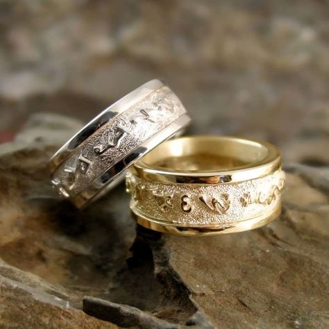 Yellow gold wedding rings