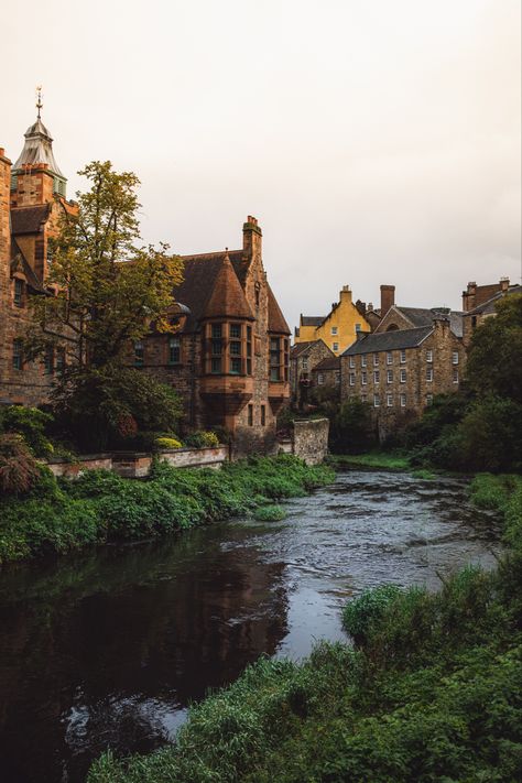 Summer In Edinburgh, Dean Village Edinburgh, Scotland Aesthetic, Edinburgh Travel, Europe Photography, Visit Egypt, Voyage Europe, Edinburgh Scotland, Scotland Travel