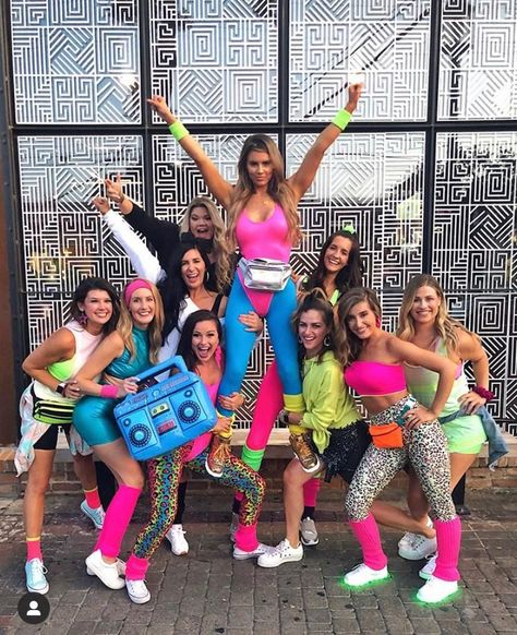 80s Theme Party Outfits, 80s Party Costumes, 80s Fashion Party, Carnaval Outfit, 80s Birthday Parties, Look 80s, 80s Party Outfits, 80s Workout, 90s Theme Party