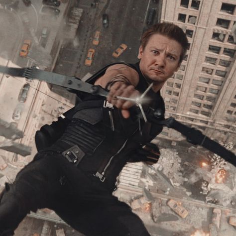 Hawkeye Marvel, Marvel Hawkeye, Batman Poster, Marvel Icons, Marvel Images, Batman Wallpaper, Grace Moretz, Clint Barton, Jason Statham