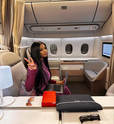 Rich Girl Lifestyle Luxury, Rich Girl Aesthetic, Girls Vacation, Rich Girl Lifestyle, Rich Lifestyle, Luxury Lifestyle Dreams, Luxe Life, Black Luxury, Female Rappers