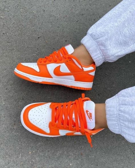 Nike Blazer Outfit, Sneaker Trend, Tennis Shoes Outfit, Trendy Shoes Sneakers, Nike Shoe, Jordan Shoes Girls, Custom Nike Shoes, All Nike Shoes, Nike Shoes Jordans