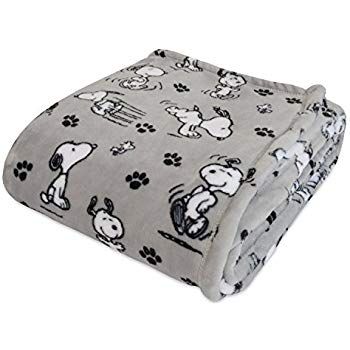 Snoopy Blanket, Snoopy Plush, Berkshire Blanket, Snoopy Cartoon, Peanuts Snoopy Woodstock, Cute Blankets, Cute Character, Twin Blanket, Plush Throw Blankets