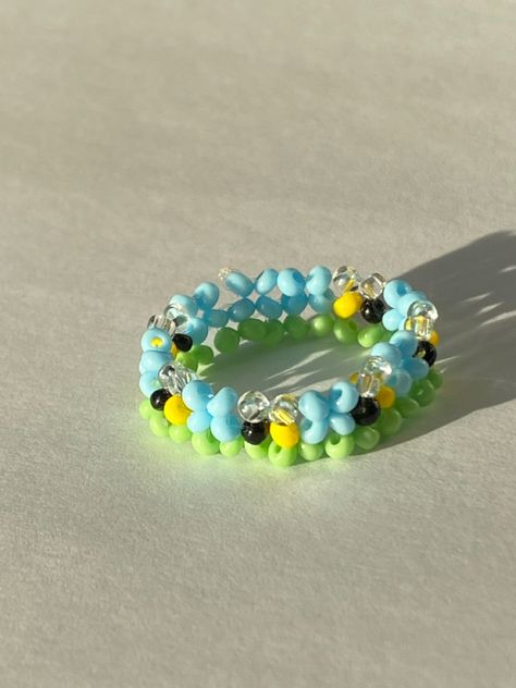 Pop Jewelry, Pony Bead Crafts, Diy Kandi, Diy Beaded Rings, Bead Charms Diy, Handmade Jewelry Tutorials, Beaded Earrings Patterns, Beaded Crafts, Beaded Bracelets Diy