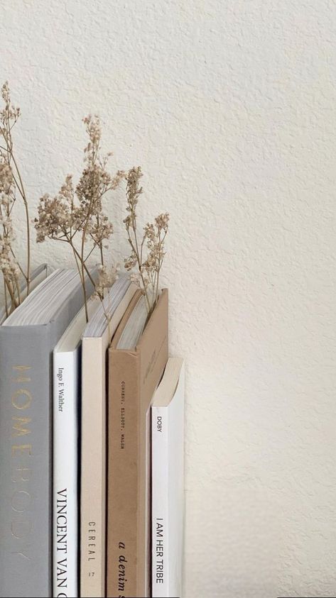 Minimalist Wallpaper Phone, Books Flowers, Cream Aesthetic, Instagram Inspiration Posts, Flowers Decor, Beige Wallpaper, Love One Another, Iphone Wallpaper App, Wallpaper Animes