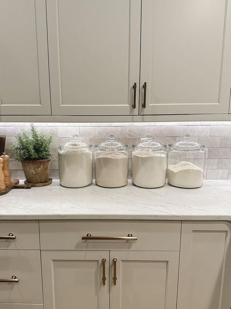 Storage jars to store my flour and oats on the counter #FoundItOnAmazon Flour Container Ideas, Flour Jars On Counter, Flour And Sugar Containers On Counter, Flour Sugar Containers, Sugar And Flour Container, Flour Canister Set, Kitchen Storage Jars, Flour Storage, Flour Container