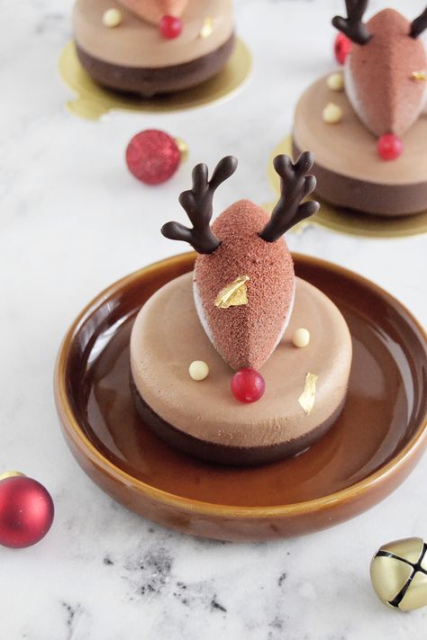 Modern Pastry, Dessert Person, Christmas Desserts Party, Patisserie Fine, Christmas Pastries, Xmas Desserts, Kid Desserts, Youtube Content, Instagram Widget