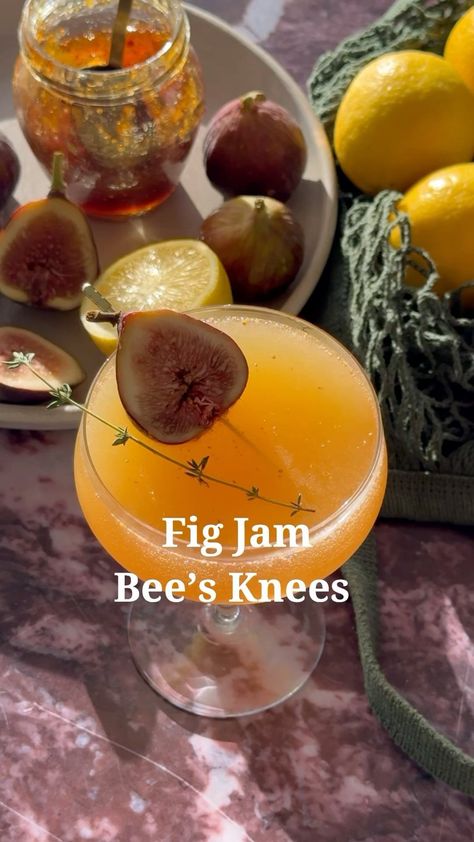 Stephanie Wahler | Shake up your cocktail hour with a Fig Jam Bee’s Knees – a sweet and citrusy taste of the season. 🍋🍯 1 tbsp fig jam 1 oz fresh lemon juice... | Instagram Fig Jam Bees Knees, Sage Fig Cocktail, Fig Jam Cocktail, Jam Cocktails, Fig Cocktail, Bees Knees Cocktail, Honey Cocktail, Edible Cocktails, Gold Drinks