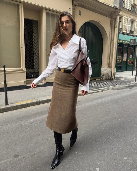 Old Money Fashion, Money Fashion, Capsule Wardrobe Work, Pencil Skirt Outfits, Rock Outfit, Corporate Outfits, 가을 패션, Professional Outfits, Business Casual Outfits