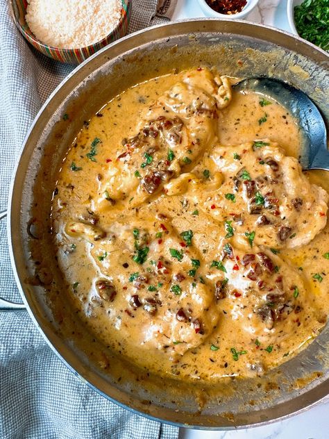 Marry Me Chicken Recipe Nyt, Marry Me Chicken Over Mashed Potatoes, Smoother Chicken Recipes, Marry Me Chicken With Bacon, Wedding Chicken Dinner, Chicken Maryland Recipes Easy, Marry Me Chicken With Mashed Potatoes, Chicken Maryland Recipes Dinners, Marry Me Chicken Skillet