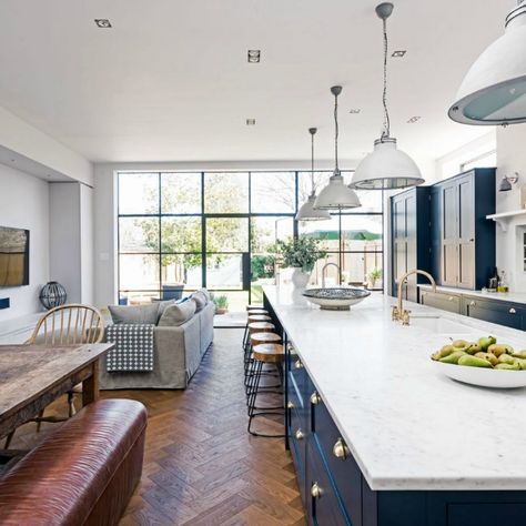 These are the most gorgeous blue kitchen ideas for any design style! https://ablissfulnest.com  #kitchen #kitchendesignideas #kitchencabinets #kitchendecor #kitcheninspiration #blue #navy #bluekitchen #navykitchen Kitchen Diners, Quartz Worktop, Kitchen Diner Extension, Navy Blue Kitchen, Navy Kitchen, Open Plan Kitchen Living Room, Casa Country, Edwardian House, Blue Cabinets