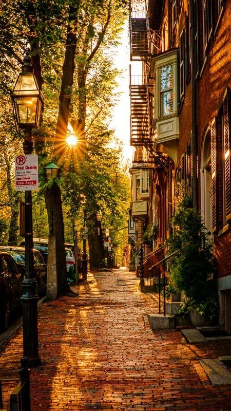 22 Best Places to Visit on the East Coast of the USA - Global Viewpoint New York Noel, East Coast Vacation, East Coast Usa, Autumn Scenery, City Aesthetic, Best Places To Visit, Beautiful Places To Travel, Pretty Places, The East