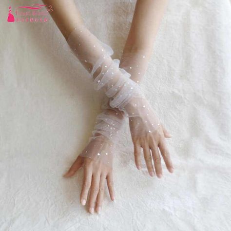 Gloves Style, Tulle Gloves, Mesh Gloves, Tea Party Wedding, Wedding Gloves, Bridal Gloves, Wedding Elegant, Long Sleeve Gown, Lace Gloves