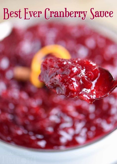 Thanksgiving Posts, Cranberry Sauce Thanksgiving, Best Cranberry Sauce, Easy Cranberry Sauce, Canned Cranberries, Canned Cranberry Sauce, Relish Recipe, Thanksgiving Food Sides, Cranberry Relish