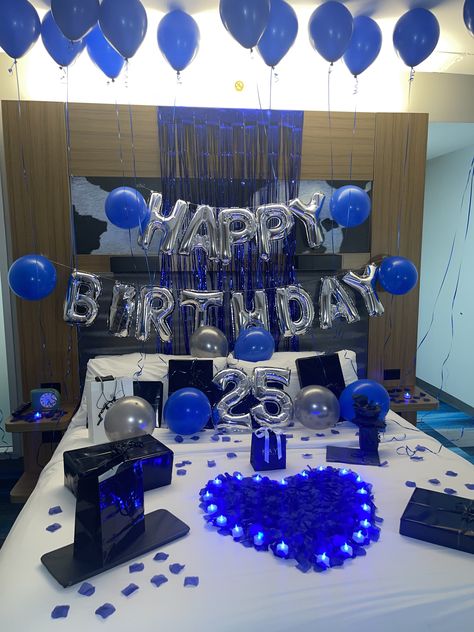 Room Decoration For Birthday Boyfriend, Guy Birthday Setup, Boyfriends Birthday Outfit Ideas, Bf 25th Birthday Ideas, Men’s Birthday Room Decor, Blue Decorated Hotel Room For Boyfriend, Black Boyfriend Birthday Ideas, Birthday Rooms For Boyfriend, Hotel For Boyfriend Birthday