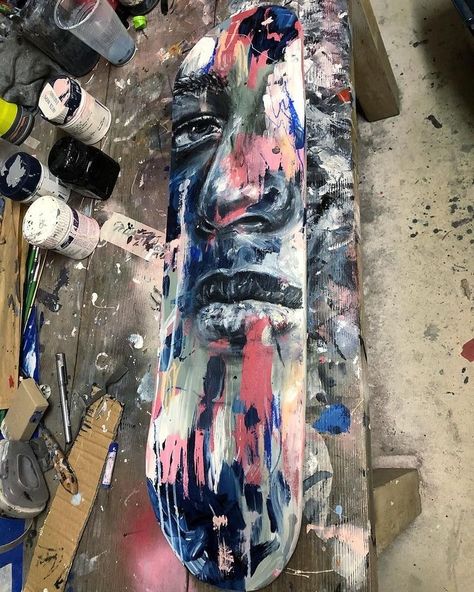 Spray Paint Skateboard Decks, Skateboard Deck Painting, Painted Skateboard Decks Art, Drawing On Skateboard, Painting On Skateboard, Painted Skateboard Decks, Dean Instagram, Skateboard Painting, Sk8er Boi