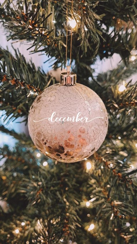 December wallpaper Hello December Wallpaper, December Vibes, Monthly Wallpapers, December Wallpaper, Hello December, December 2024, Christmas Wallpaper, Flower Wallpaper, Xmas Tree