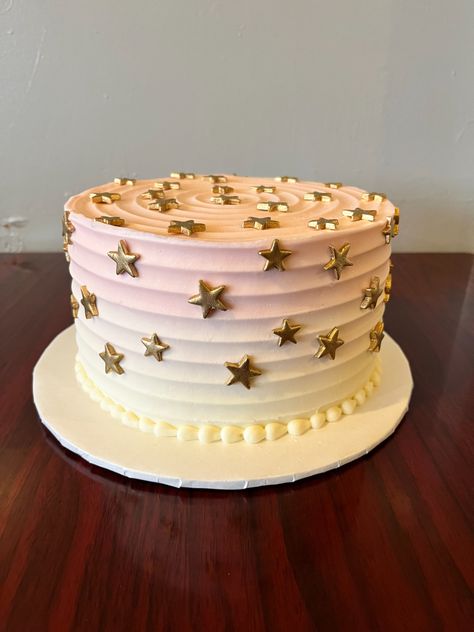 Princess Leia Birthday Cake, Star Cake Birthday, Princess Leia Cake, Star Themed Cake, Birthday Cake With Gold, Star Shaped Cake, Ombre Birthday Cake, School Cakes, Kitchen Cookies