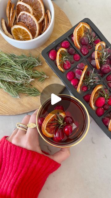 Kasey Dixon on Instagram: "HOLIDAY \ festive large ice cubes for your holiday cocktails, mocktails and champagne 🥃🥂 Comment “RECIPE” to get all the details sent to your DMs! Cheers, y’all! #holidaycocktails #holidayparty #christmascocktails #christmascocktail #holidayentertaining #christmaspartyideas #christmasparty https://liketk.it/4qaII" Holiday Simmer Pot, Ice Cube Recipe, Fancy Ice Cubes, Holiday Cocktails Christmas, Christmas Champagne, Fancy Ice, Homemade Hot Cocoa, Simmer Pot, Hot Cocoa Recipe