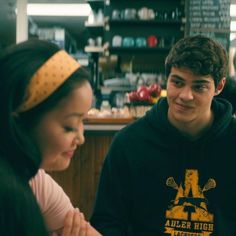 When She, Peter Kavinsky, Jean Peters, Peter K, Noah Centineo, Film Netflix, Lana Condor, Lara Jean, Jenny Han