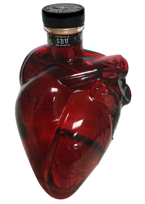 Heart Shaped Wine Bottle, Heart Shaped Glass Vase, Perfume Bottles Aesthetic, Glass Bottle Aesthetic, Freetime Activities, Aleister Crowley, Alcohol Bottles, Tina Fey, Trik Fotografi