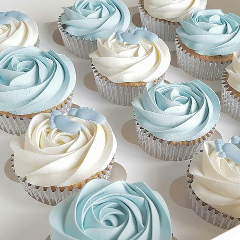 Blue And Gray Cupcakes, Light Blue And White Cupcakes, Light Blue Desserts, Pastel Blue Cupcakes, Dusty Blue Cupcakes, Light Blue Cupcakes, Baby Shower Boy Cupcakes, Baby Blue Cupcakes, Blue And White Cupcakes