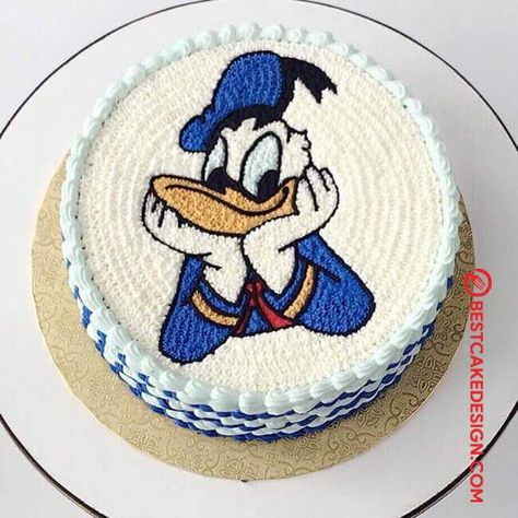 50 Donald Duck Cake Design (Cake Idea) - October 2019 Donald Duck Cake Ideas, Duck Cake Design, Duck Birthday Cake, Donald Duck Birthday, Donald Duck Cake, Diy Cakes, Duck Cake, Duck Birthday, Cake Designs Images