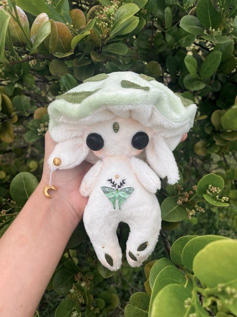 Cottage Core Stuffed Animal, Grunge Stuffed Animals, Fairycore Plushies, Cottagecore Plushies, Sewing Patterns Plush, Mushroom Bunny, Kawaii Stuffed Animals, Creepy Stuffed Animals, Doll Plushies