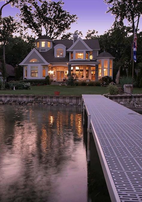 A Cape-Cod-inspired lake house designed for casual living in Michigan Lake Living, House Sitting, Pool Design, House Goals, Home N Decor, My Dream Home, Future House, Exterior Design, Lake House