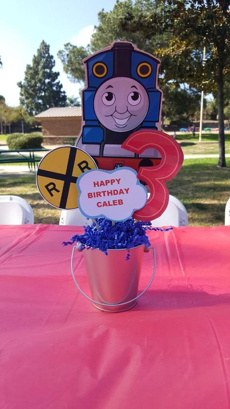 Simple center piece Thomas The Train Birthday Centerpieces, Thomas The Train Centerpieces, Train Centerpiece Ideas, Thomas The Train Centerpieces Diy, Thomas First Birthday Party, Train Theme Party, Train Birthday Theme, Thomas Train Birthday, Train Theme Birthday Party