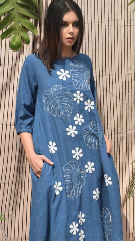 Khadi Embroidered Kurti, Applique Designs For Women Kurti, Khadi Dresses Fashion, Applic Work Design Kurti, Kurta Embroidery Design For Women, Khadi Kurta Designs Women, Hand Painted Kurtis Cotton, Applic Designs Dress, Applique Designs For Women