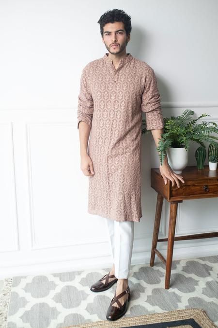 Brown Chikankari Kurta, Georgette Chikankari Kurta, Kurta Designs Men's, Chikankari Kurta Set, India Fashion Men, Latest Kurta Designs, Wedding Kurta For Men, Kurta Pajama Men, Groom Dress Men