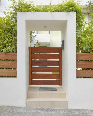 House Front Gate, Home Gate Design, Gate Designs Modern, Modern Gate, Modern Fence Design, House Fence Design, Front Gate Design, Modern Entrance, Front Gate