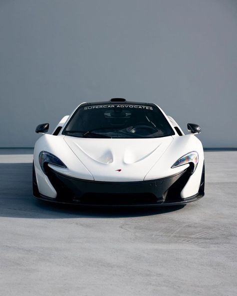 Fastest Car, Cool Truck Accessories, Mclaren Cars, Car Organization, Aesthetic Car, Pimped Out Cars, Car Decorations, Drifting Cars, Exclusive Cars